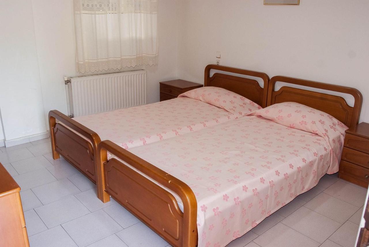 Ronzi Apartments Kaména Vúrla Kültér fotó