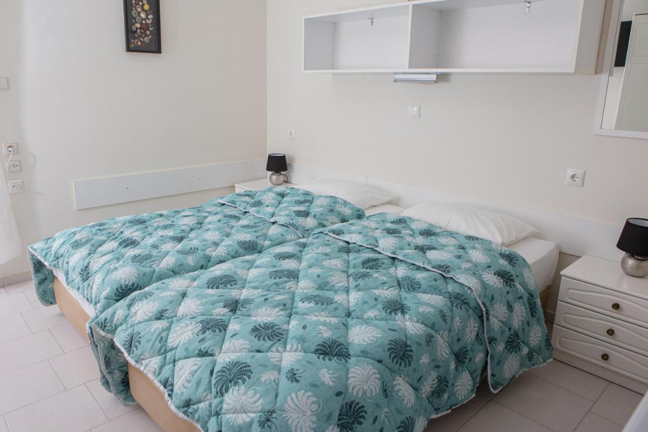 Ronzi Apartments Kaména Vúrla Kültér fotó